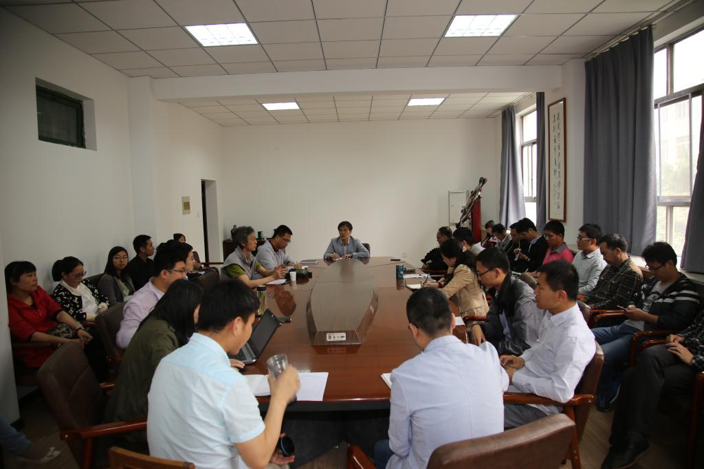 Beat365唯一官方网站召开期中教学检查教工座谈会